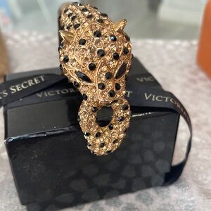 Gold bangle by viviglam 🌹🌹